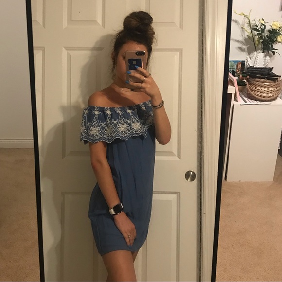 charlotte russe blue lace dress - Picture 2 of 2